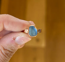 Load image into Gallery viewer, GOLD size 5 cornflower sea glass
