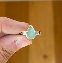 Load image into Gallery viewer, SILVER size 6 turquoise sea glass
