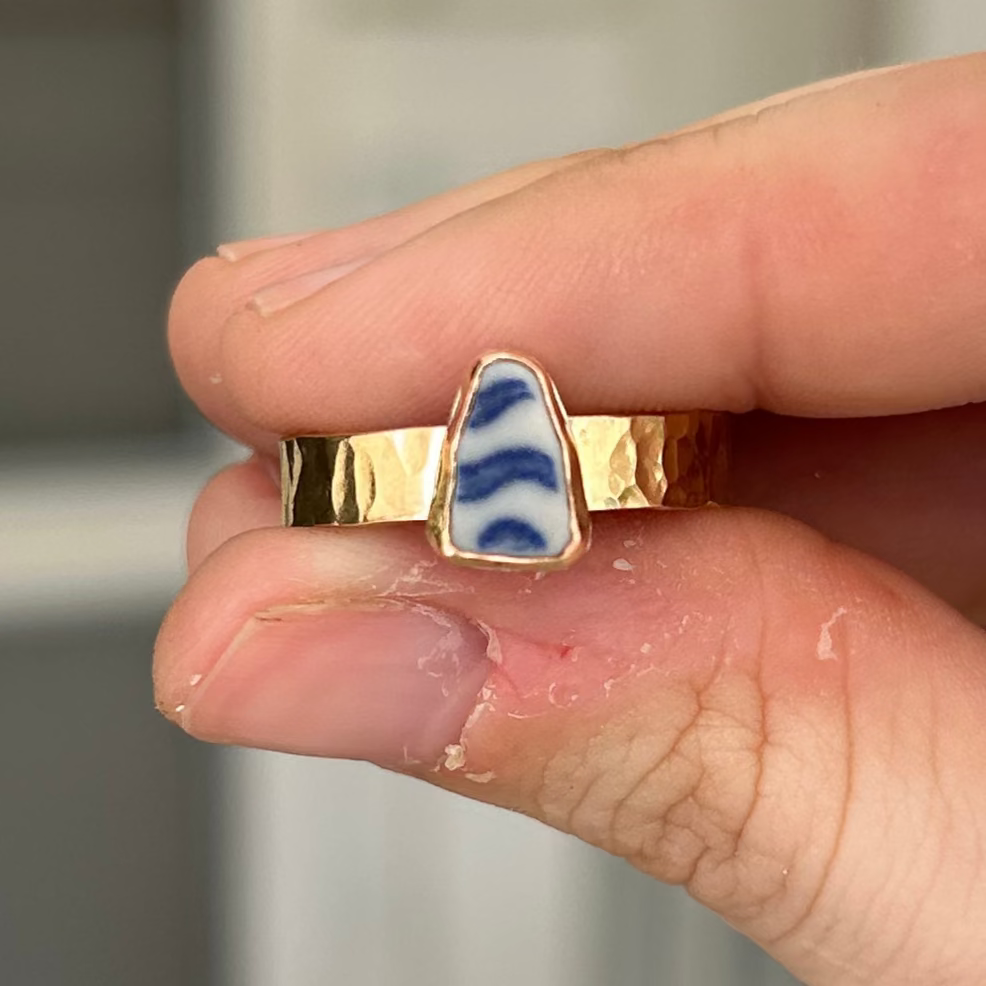 size 8.5 sea pottery ring *thick band*