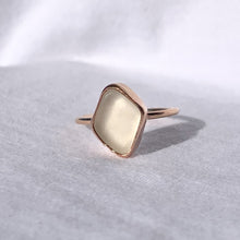 Load image into Gallery viewer, gold sea glass ring (size 6.5)
