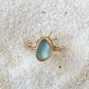 gold sea glass +sun halo set (size 5)