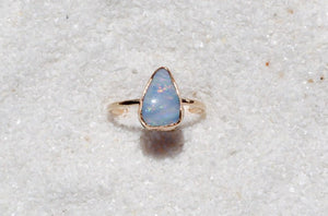 gold opal ring (size 7)