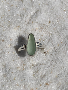 fancy sea glass ring (size 7)
