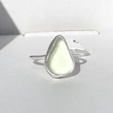 Load image into Gallery viewer, sea glass ring (size 6)
