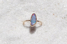 Load image into Gallery viewer, gold opal ring (size 5)
